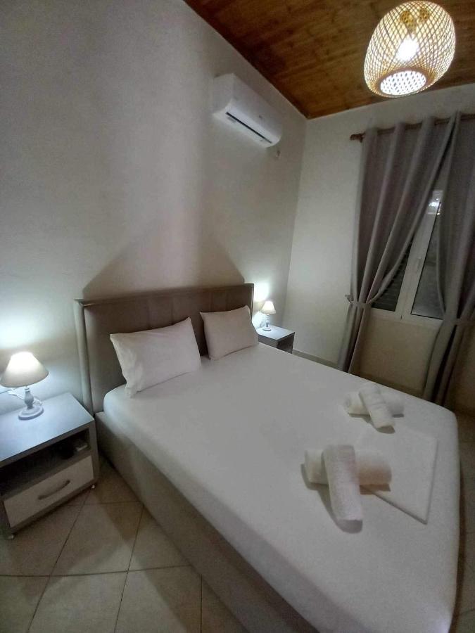 Gkoros House Old Town Villa Himare Eksteriør bilde