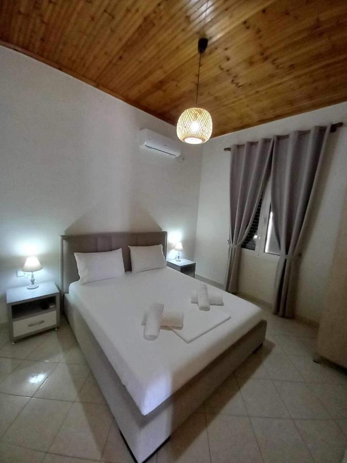 Gkoros House Old Town Villa Himare Eksteriør bilde